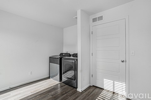 5377 N Andes St 4 Beds Apartment for Rent