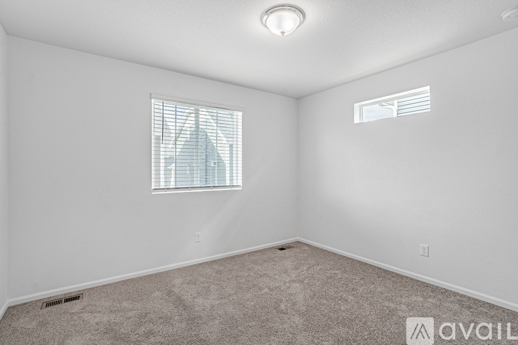 5377 N Andes St 4 Beds Single Family Home for Rent - Photo gallery 2