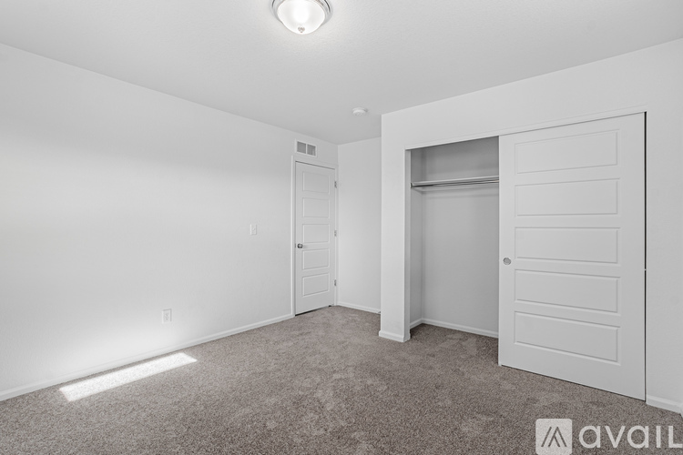5377 N Andes St 4 Beds Single Family Home for Rent - Photo gallery 4