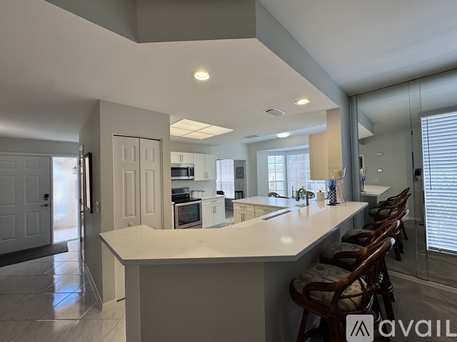 679 Wiggins Lake Dr 2 Beds Condo for Rent - Photo gallery 3