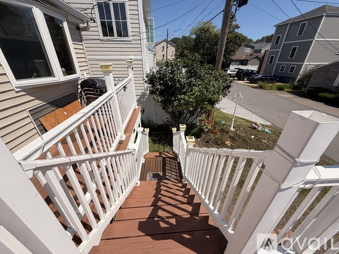 54 Garrison Ave 4 Beds Single Family Home for Rent - Photo gallery 3
