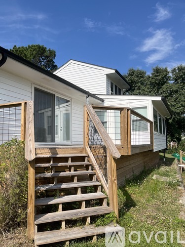 689 Cedar Point 3 Beds Single Family Home for Rent - Photo gallery 3