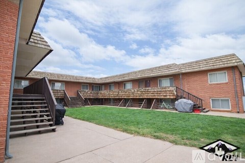 502 E Reynolds St 3 Beds Apartment for Rent