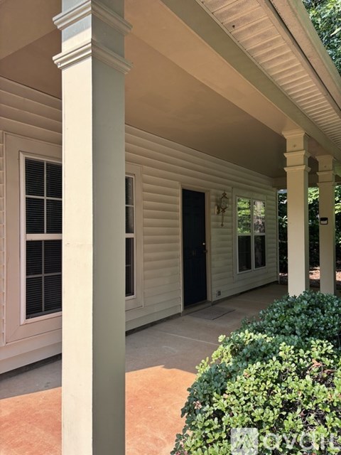 214 Privette St 3 Beds Apartment for Rent