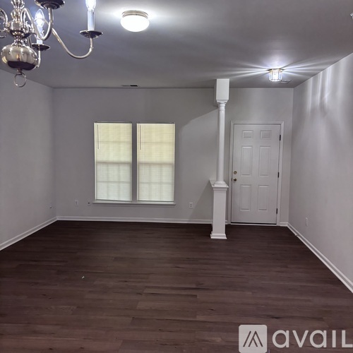 214 Privette St 3 Beds Single Family Home for Rent - Photo gallery 4