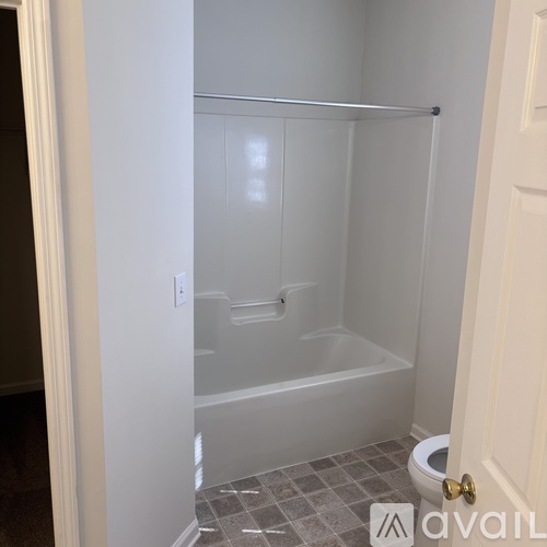 214 Privette St 3 Beds Single Family Home for Rent - Photo gallery 5