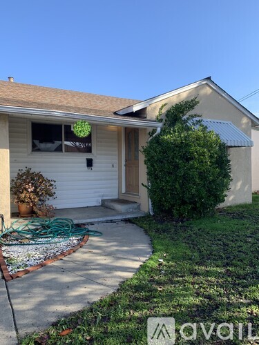 1111 3 Beds Single Family Home for Rent - Photo gallery 1
