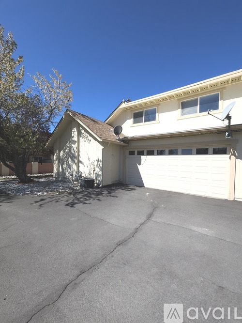 63 Condor Circle 3 Beds Townhouse for Rent - Photo gallery 1