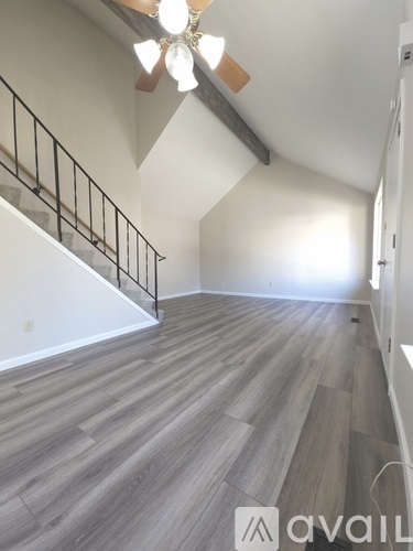 63 Condor Circle 3 Beds Townhouse for Rent - Photo gallery 2