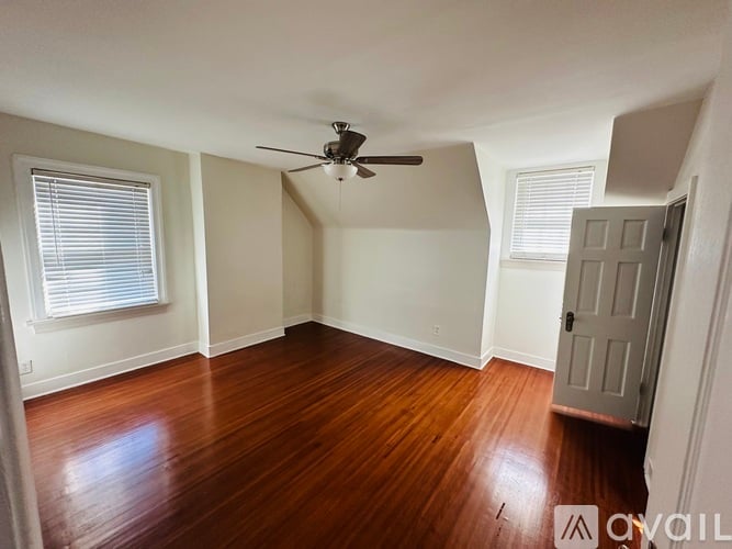 405 Macon Avenue 2 Beds Townhouse for Rent - Photo gallery 3