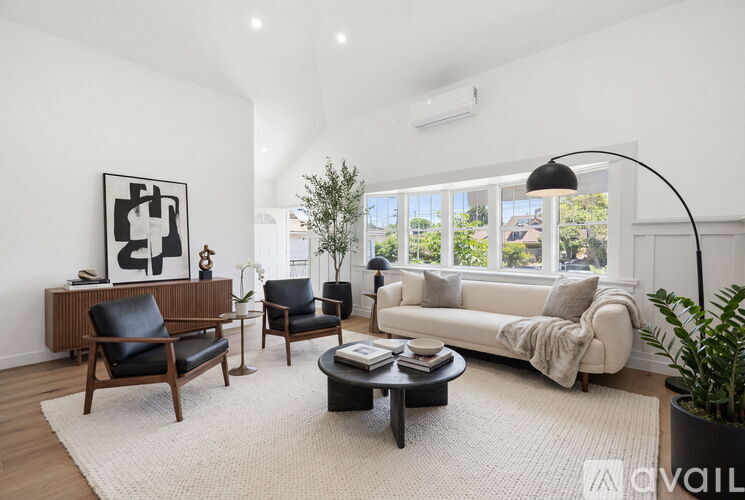 439 South Evergreen Avenue 3 Beds Apartment for Rent - Photo gallery 5