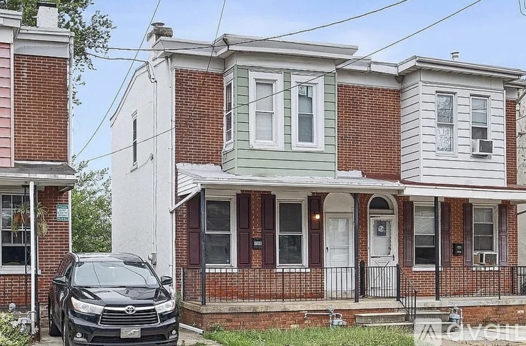 1908 West 2nd Street 3 Beds Single Family Home for Rent - Photo gallery 2