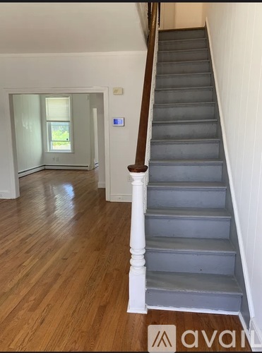 1908 West 2nd Street 3 Beds Single Family Home for Rent - Photo gallery 3