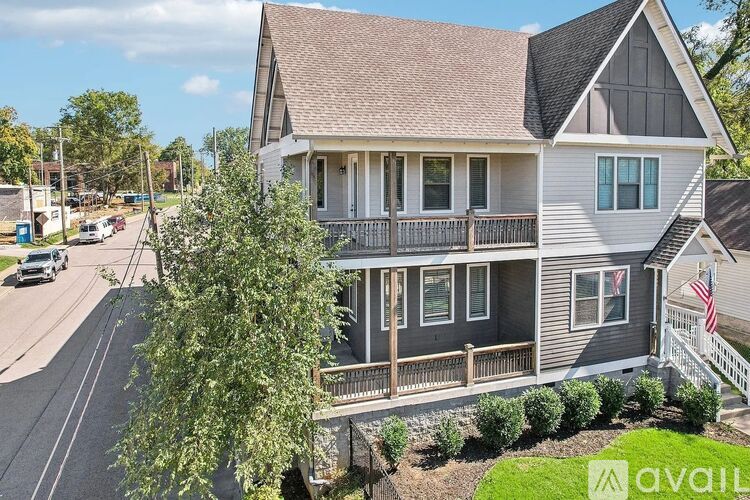 717 Stockell Street 3 Beds Single Family Home for Rent - Photo gallery 1
