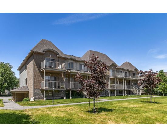858 Boul. du Plateau, #2 1 Apartment, Condo, Home for Rent - Photo gallery 1