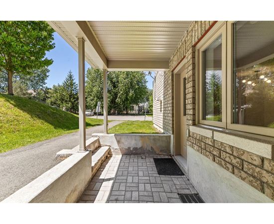 858 Boul. du Plateau, #2 1 Apartment, Condo, Home for Rent - Photo gallery 2