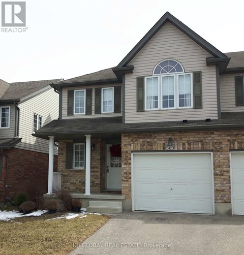 565 WILD IRIS AVENUE 5 Beds Apartment for Rent