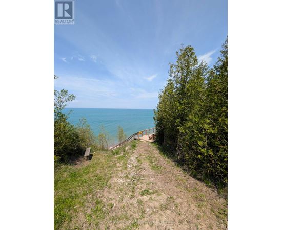 34 - 79681 BLUEWATER HIGHWAY Studio House for Rent - Photo gallery 4