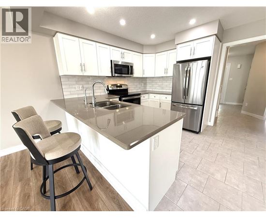 5 SANDYBAY Avenue 3 Beds Home, Townhouse for Rent - Photo gallery 4