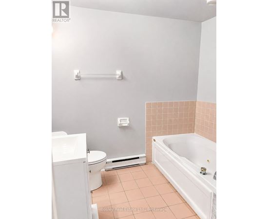 841A - 34 DAWSON DRIVE 1 Condo, Home, Townhouse for Rent - Photo gallery 5