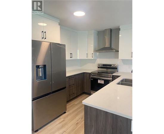 144 Meadowbrook Road Unit# Lower Unit 3 Beds House for Rent - Photo gallery 3