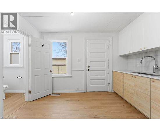 176 DARLING Street Unit# 1 2 Beds House for Rent - Photo gallery 4