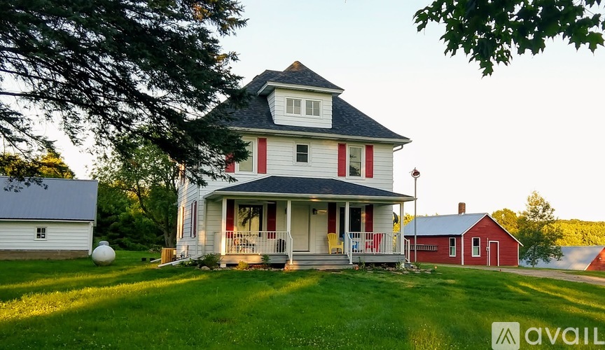 S401 Woodland Valley Rd 3 Beds Single Family Home for Rent - Photo gallery 1