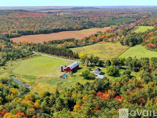 S401 Woodland Valley Rd 3 Beds Single Family Home for Rent - Photo gallery 2