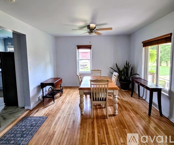 S401 Woodland Valley Rd 3 Beds Single Family Home for Rent - Photo gallery 3