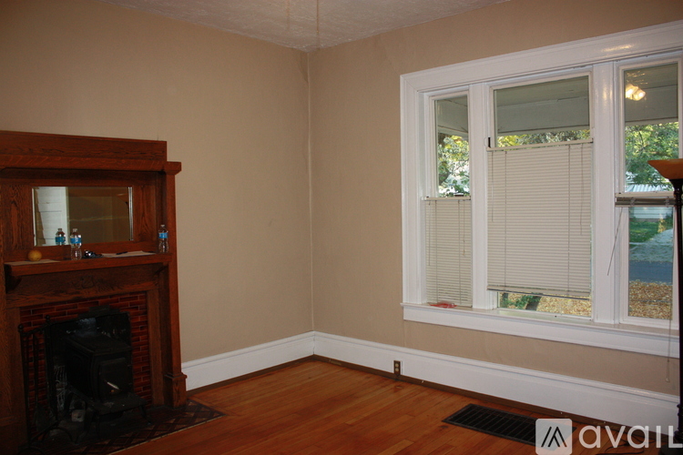 938 800 E 1 Apartment for Rent - Photo gallery 3