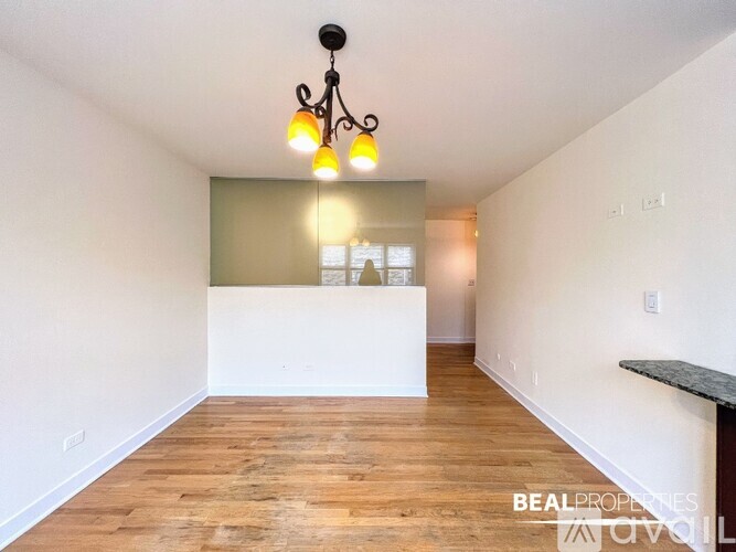 625 W Wrightwood Ave Studio Condo for Rent - Photo gallery 3