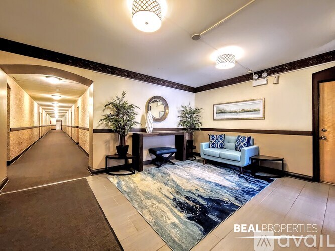 536 W Arlington Pl 1 Condo for Rent - Photo gallery 2