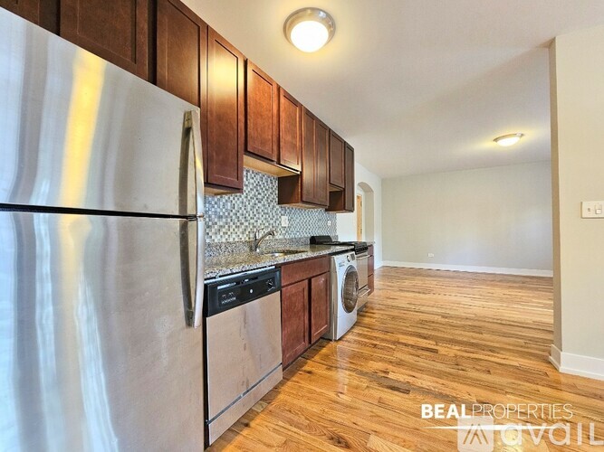 536 W Arlington Pl 1 Condo for Rent - Photo gallery 4