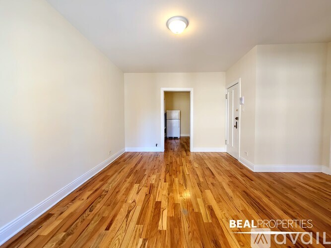 2840 N Orchard St Studio Condo for Rent - Photo gallery 5