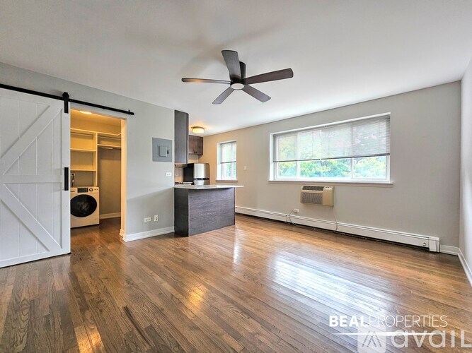 528 W Oakdale Ave Studio Condo for Rent - Photo gallery 5