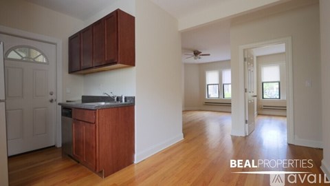 3724 N Pine Grove Ave 1 Apartment for Rent