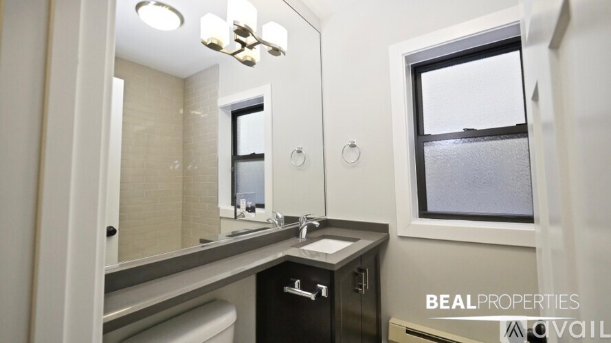 703 W Brompton Ave Studio Condo for Rent - Photo gallery 3