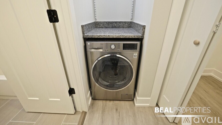 701 W Brompton Ave Studio Apartment for Rent - Photo gallery 5