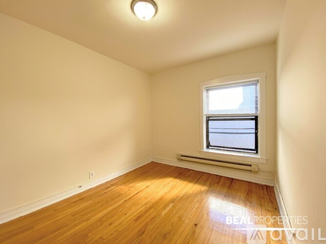 817 W Waveland Ave 1 Condo for Rent - Photo gallery 3