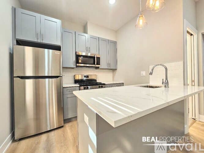 438 W Belden Ave 1 Condo for Rent - Photo gallery 3