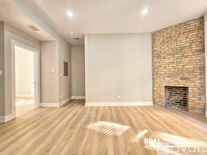 438 W Belden Ave 1 Condo for Rent - Photo gallery 5