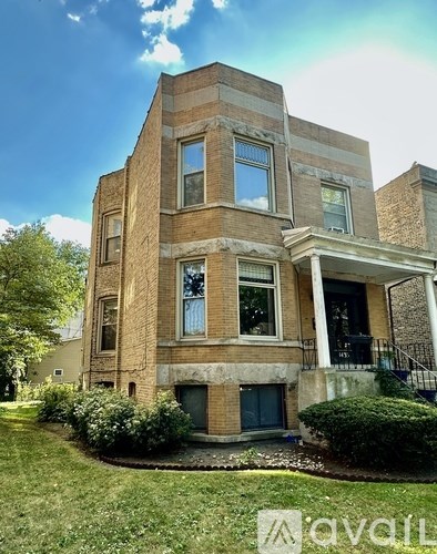 1433 W Foster Ave 3 Beds Apartment for Rent
