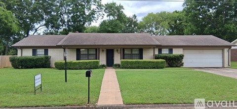 102 Cheryl Street 4 Beds Apartment for Rent