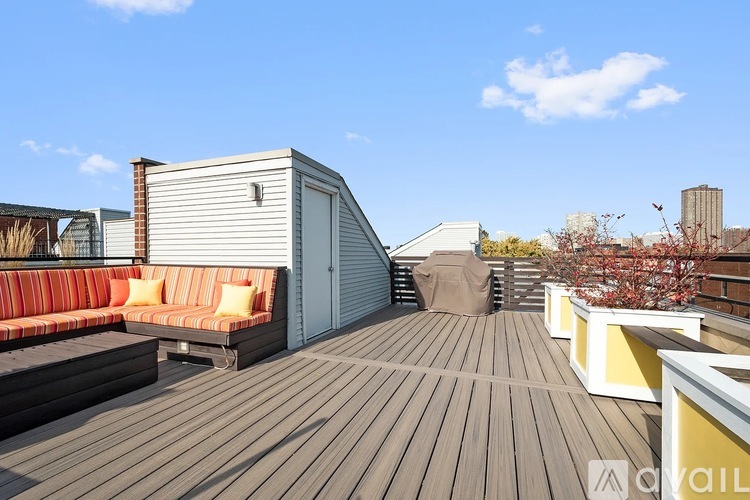 814 West Buckingham Place 2 Beds Condo for Rent - Photo gallery 4