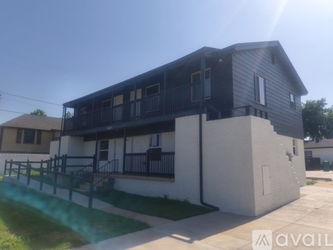 3809 South Hudson Avenue 2 Beds Apartment for Rent