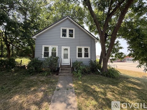 10707 North Main Street 4 Beds Apartment for Rent