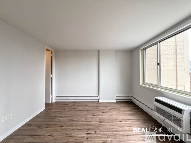 1344 N Dearborn St 1 Apartment for Rent - Photo gallery 5