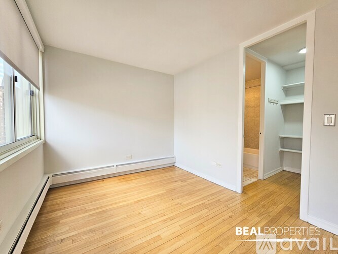 1344 N Dearborn St Studio Apartment for Rent - Photo gallery 2