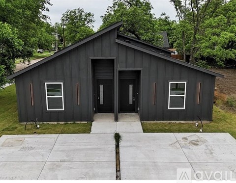 2910 Bourland Street 3 Beds Apartment for Rent