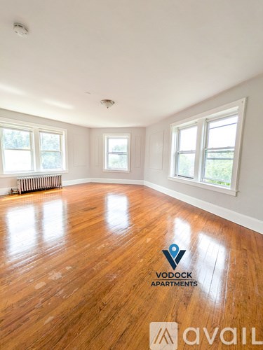 65 Belmont Ave 2 Beds Apartment for Rent